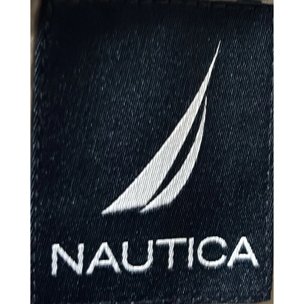 Nautica 46 R two Button Closure Four Button Sleeves Double‎ Vented Shoulder Pads